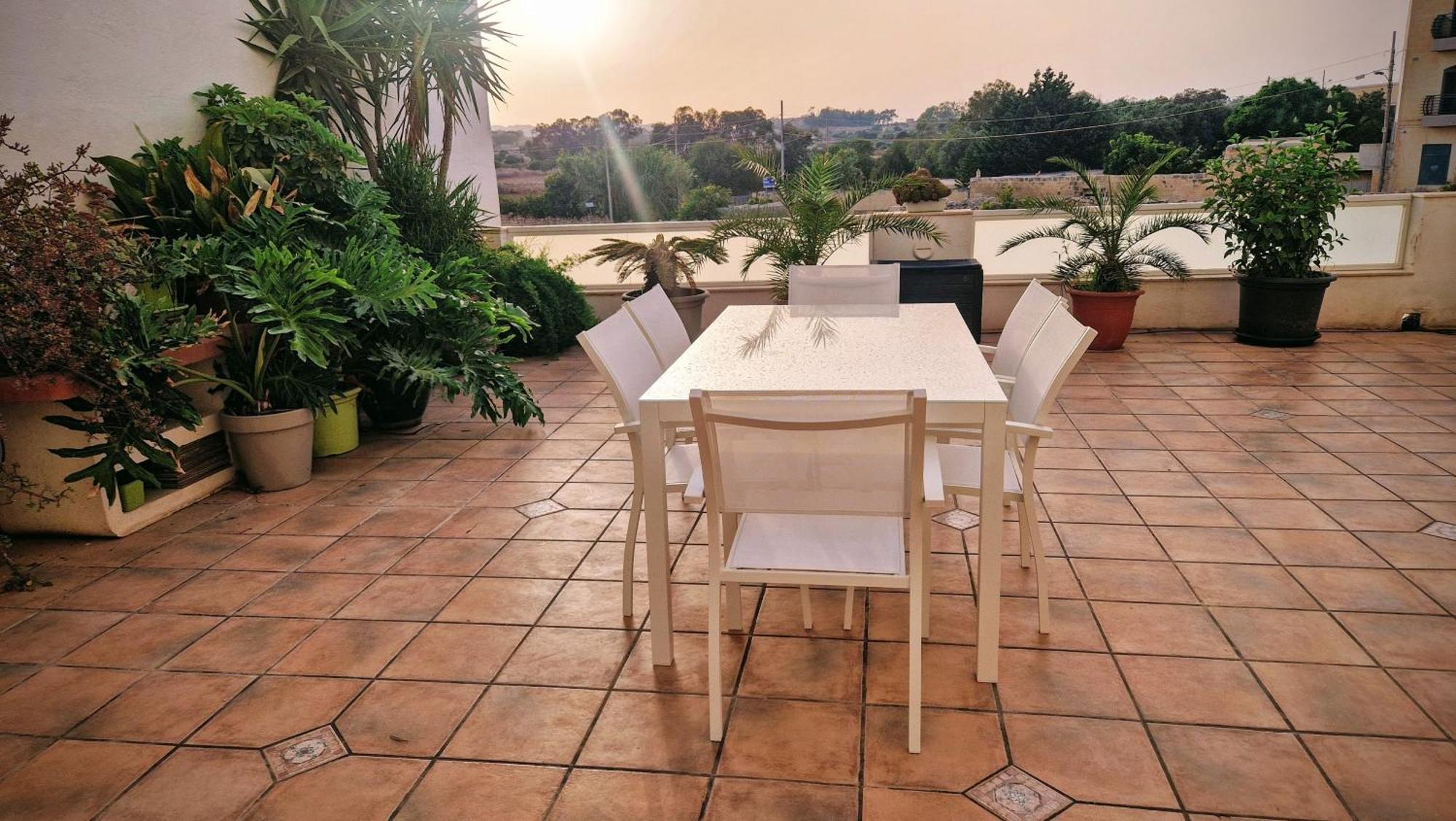 Carousel Apartments Qrendi Exterior photo