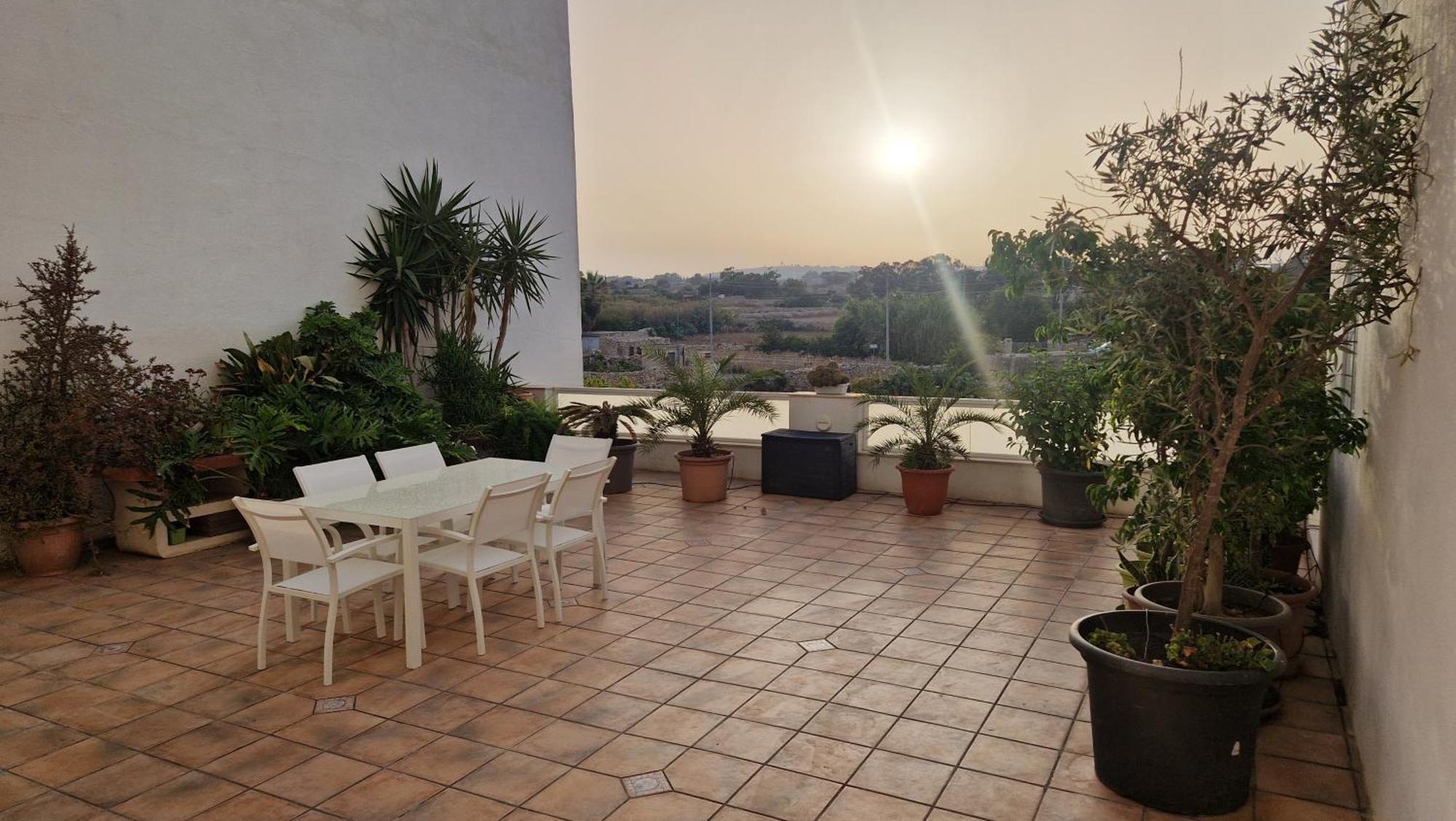 Carousel Apartments Qrendi Exterior photo